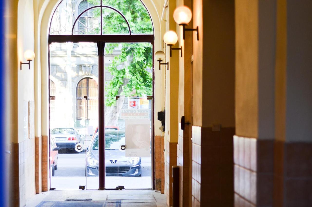 Broadway City Guesthouse Budapest Extérieur photo